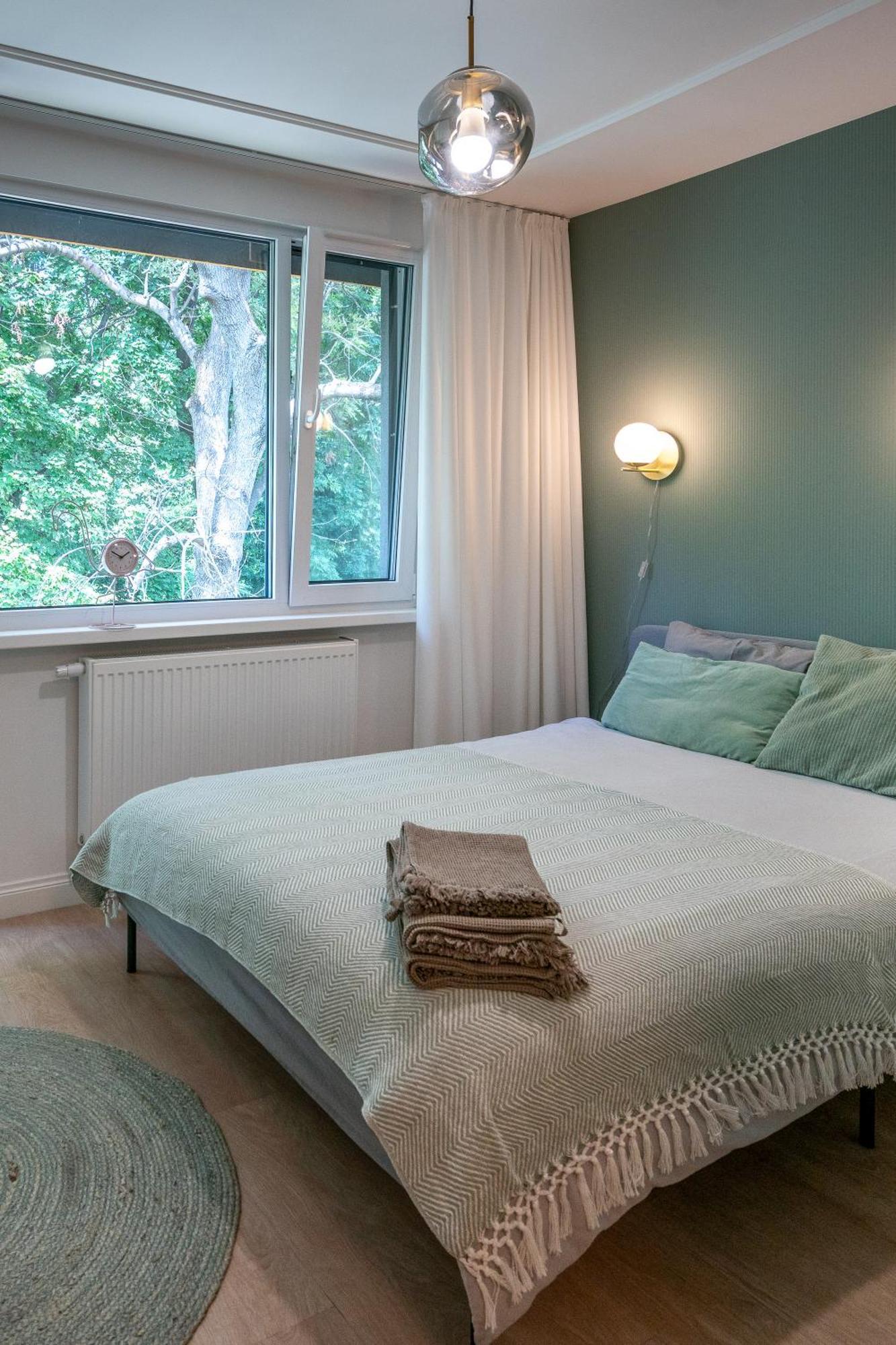 Fala Metro Sgh Klub Stodola Parking Parkview Fast Wifi Leilighet Warszawa